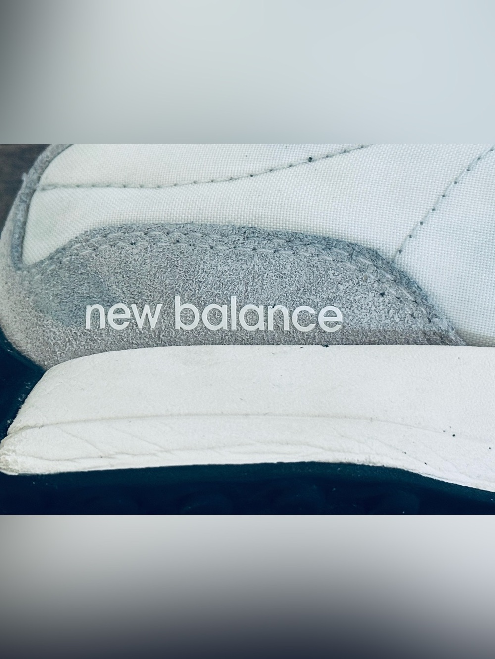 Women’s Sz 7.5 Black/Sea Salt New Balance 327 Sneakers - Picture 6 of 13